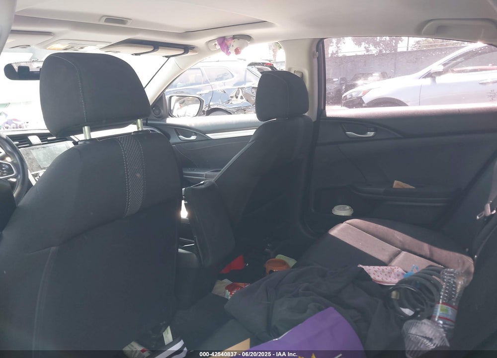 2018 HONDA CIVIC VIN: 2HGFC1F38JH641159