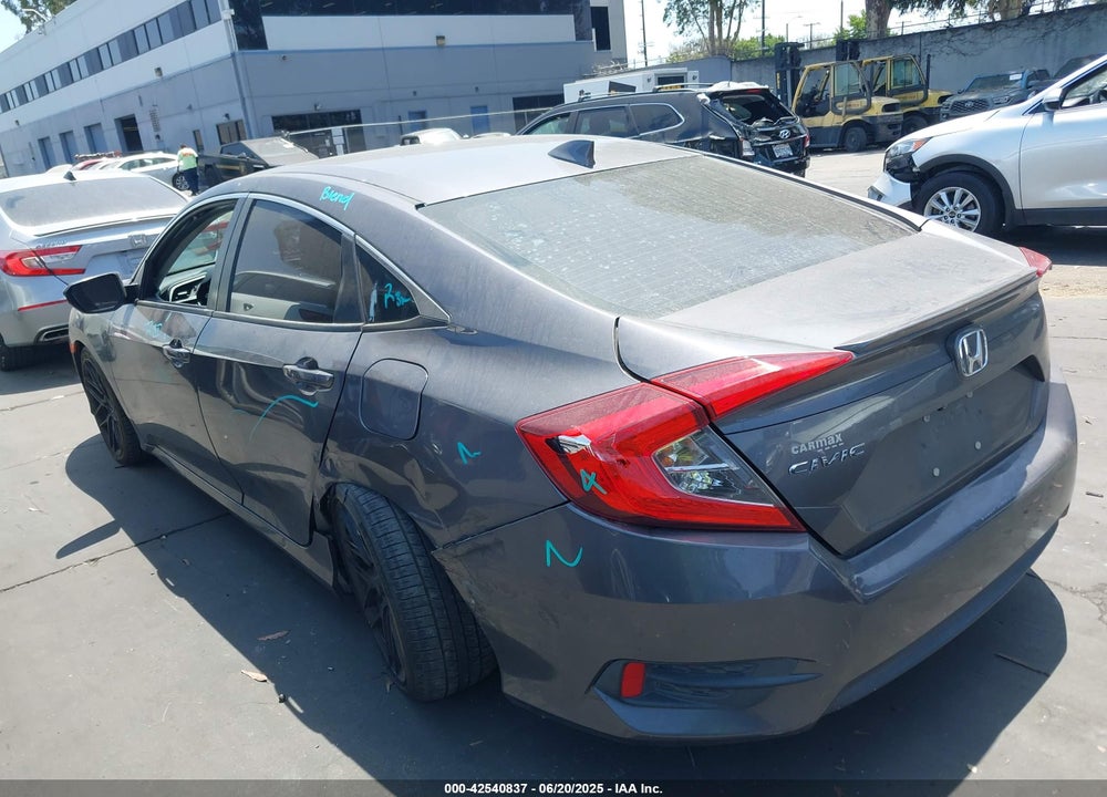 2018 HONDA CIVIC VIN: 2HGFC1F38JH641159