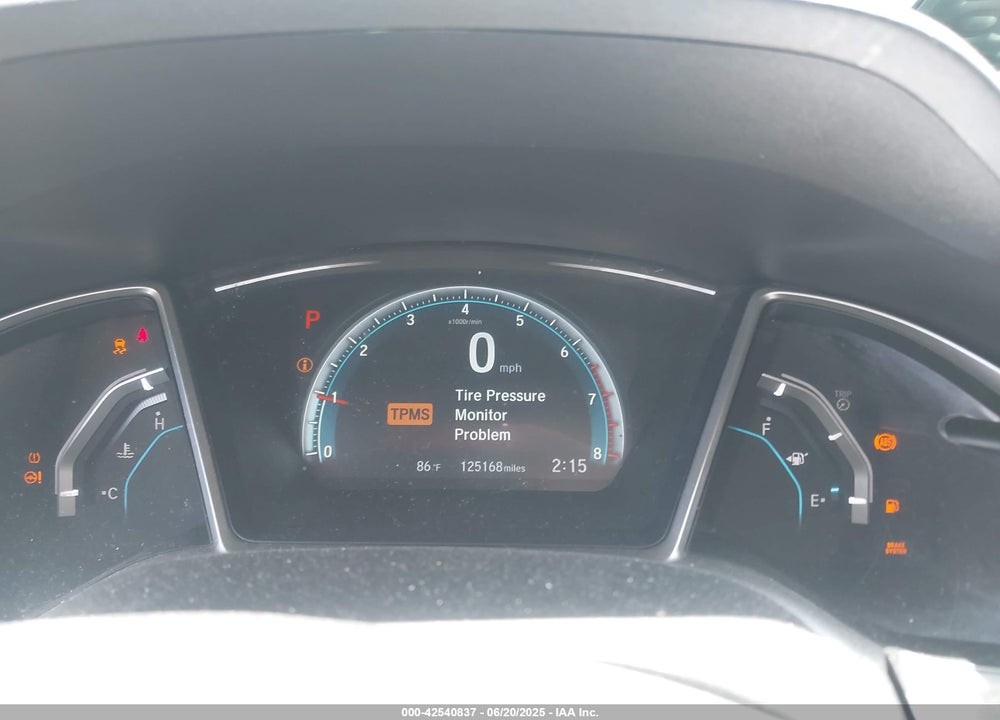 2018 HONDA CIVIC VIN: 2HGFC1F38JH641159