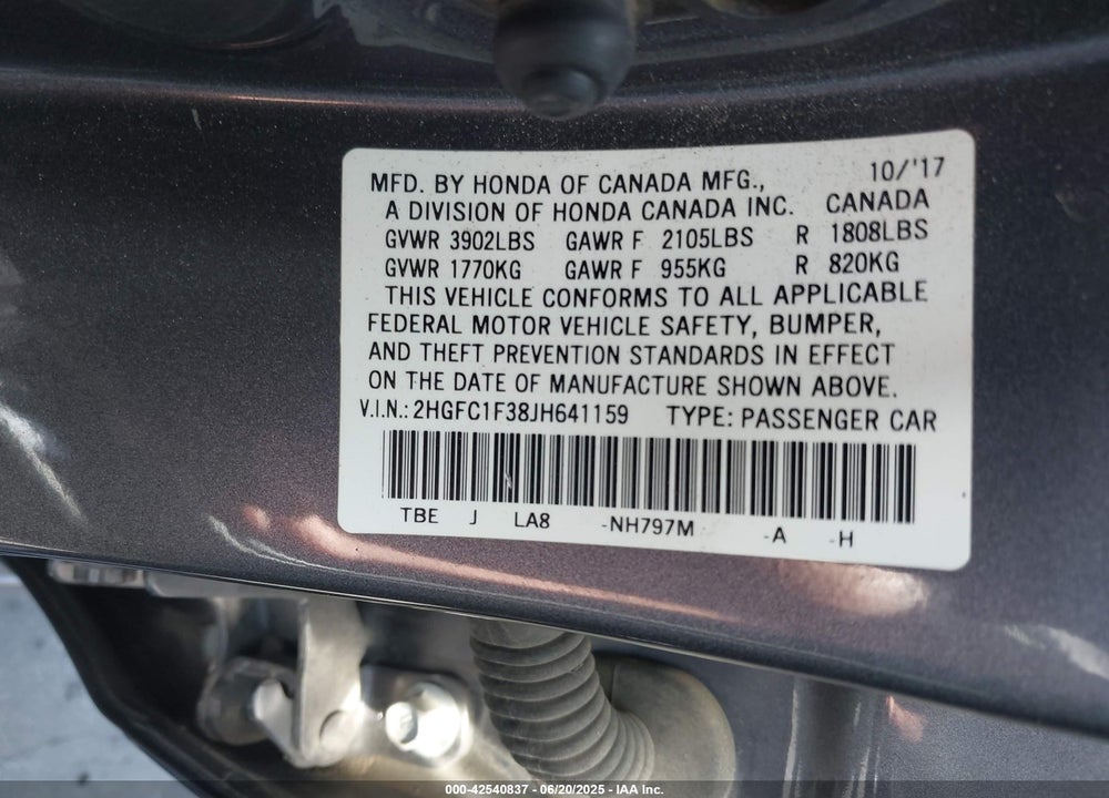 2018 HONDA CIVIC VIN: 2HGFC1F38JH641159