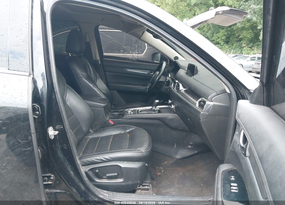 2018 MAZDA CX-5 VIN: JM3KFBDM2J0400828