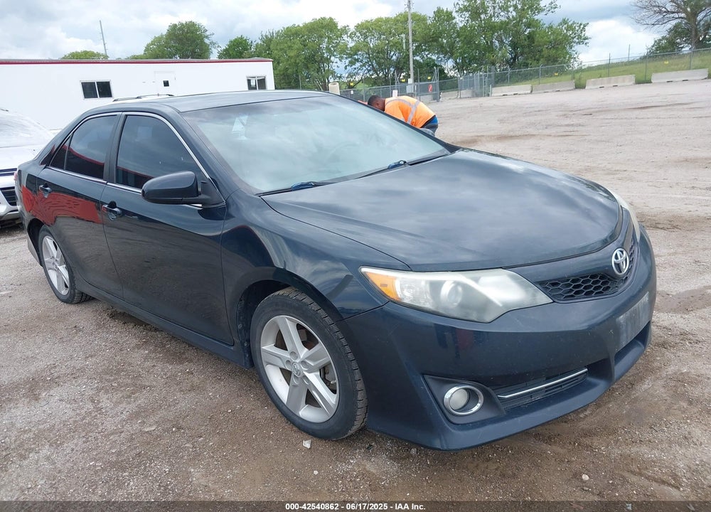2014 TOYOTA CAMRY SE VIN: 4T1BF1FK6EU355014