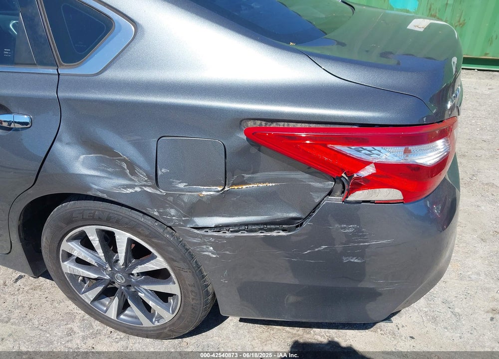2017 NISSAN ALTIMA VIN: 1N4AL3AP9HC192690