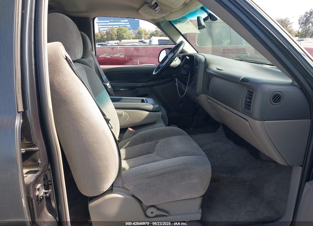 2003 CHEVROLET TAHOE LS VIN: 1GNEC13V13R231314