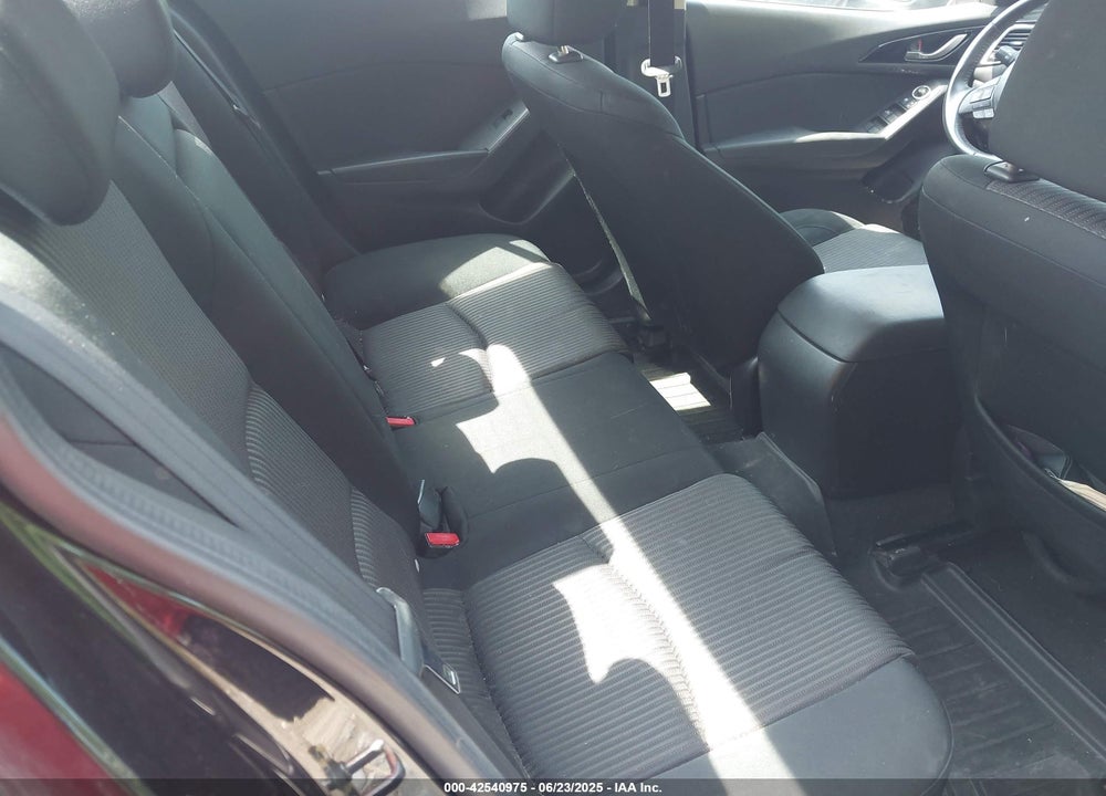 2014 MAZDA MAZDA3 VIN: JM1BM1V75E1213035