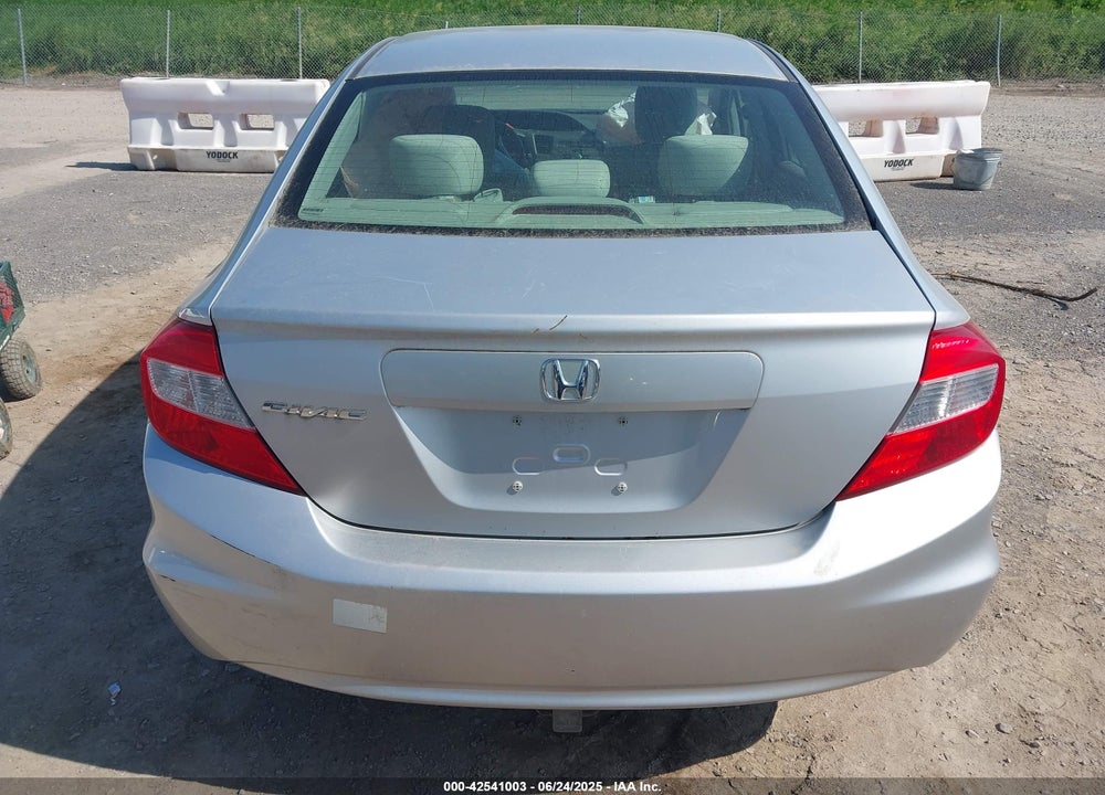 2012 HONDA CIVIC VIN: 2HGFB2F82CH539864