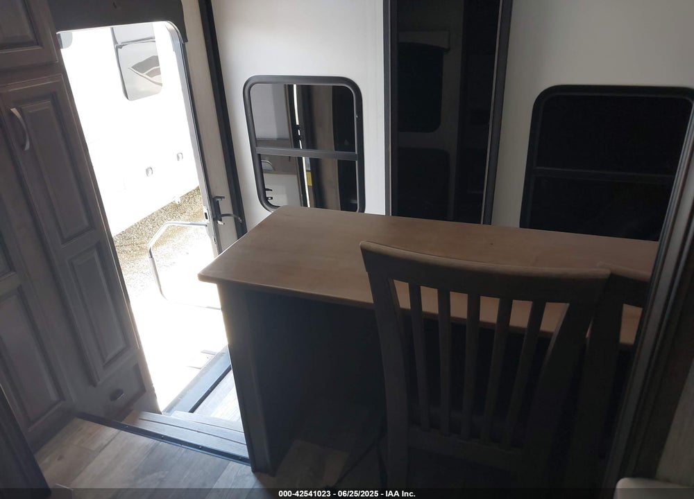 2021 FOREST RIVER SIERRA M38FKOK VIN: 4X4FSEP2XMJ050410