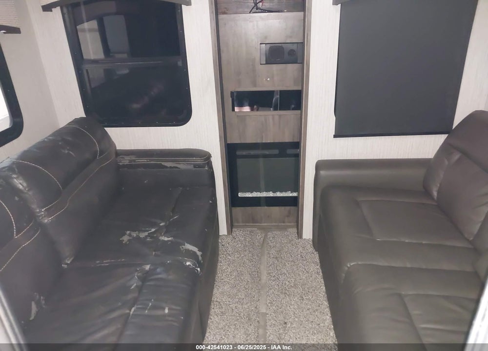 2021 FOREST RIVER SIERRA M38FKOK VIN: 4X4FSEP2XMJ050410