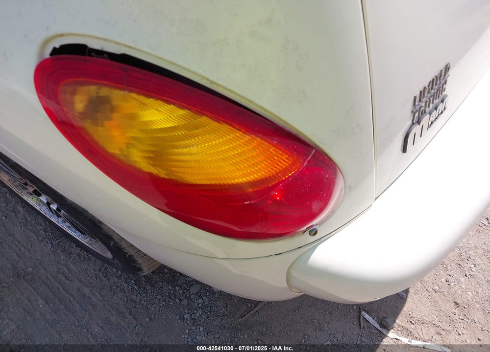 2005 CHRYSLER PT CRUISER LIMITED VIN: 3C8FY68835T617451