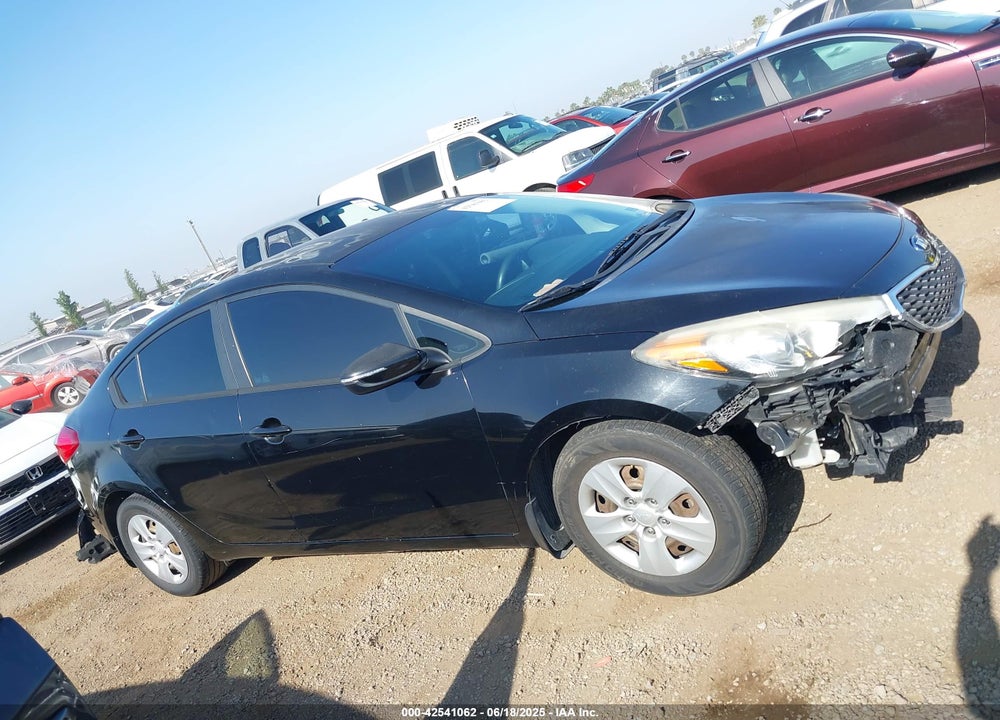 2015 KIA FORTE LX VIN: KNAFX4A62F5356765