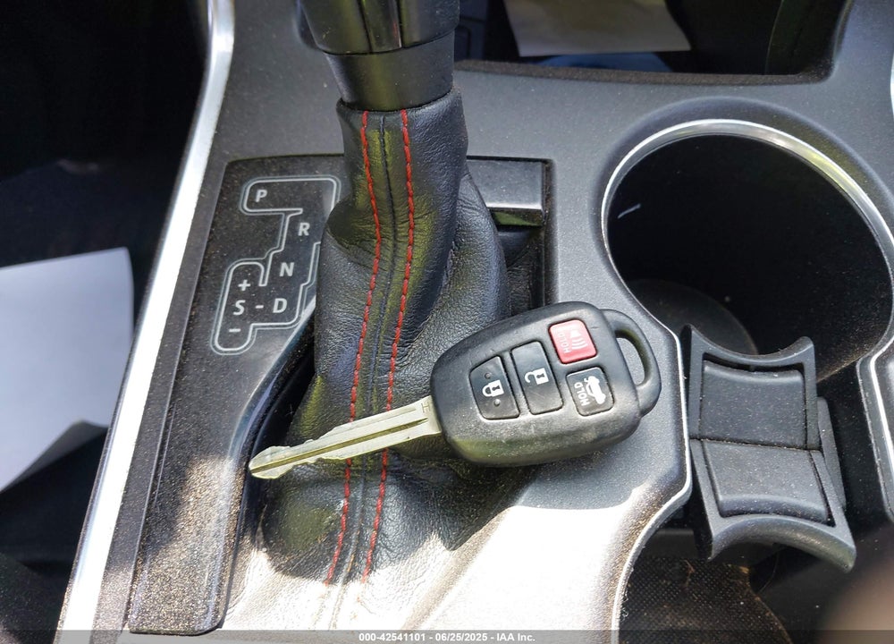 2015 TOYOTA CAMRY SE VIN: 4T1BF1FK8FU955759