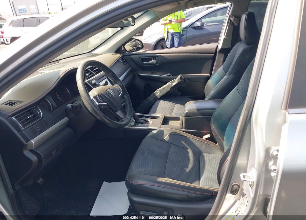 2015 TOYOTA CAMRY SE VIN: 4T1BF1FK8FU955759