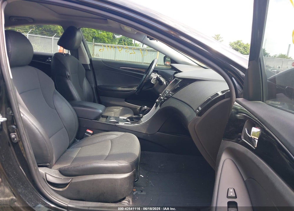 2014 HYUNDAI SONATA VIN: 5NPEC4AC7EH887524