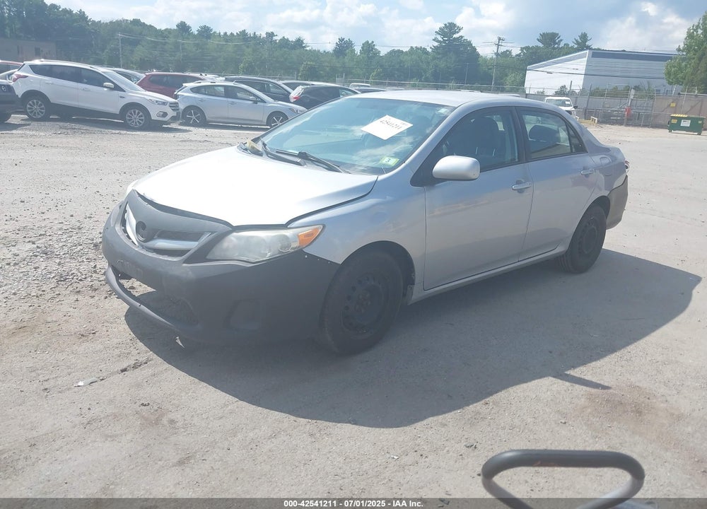 2011 TOYOTA COROLLA VIN: 2T1BU4EE8BC647585