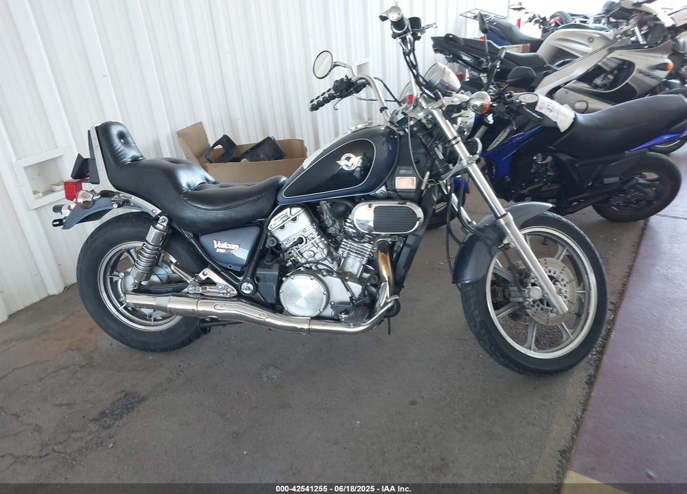 2000 KAWASAKI VN750 VIN: JKAVNDA12YB541745