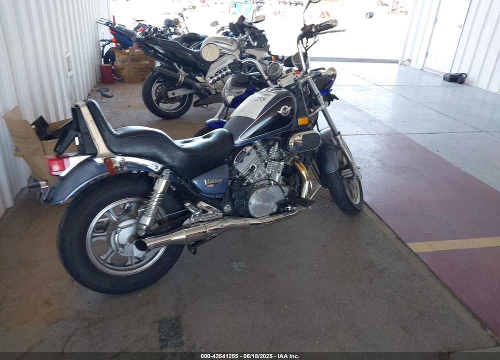 2000 KAWASAKI VN750 VIN: JKAVNDA12YB541745