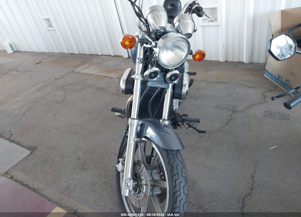 2000 KAWASAKI VN750 VIN: JKAVNDA12YB541745