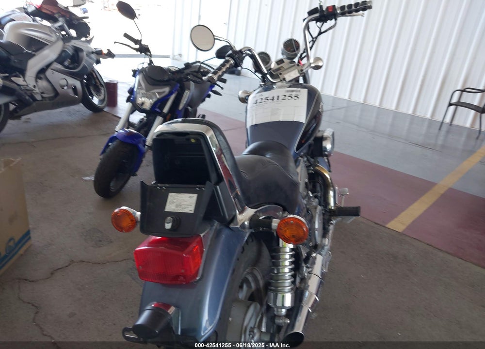 2000 KAWASAKI VN750 VIN: JKAVNDA12YB541745