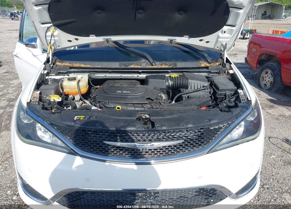 2017 CHRYSLER PACIFICA LIMITED VIN: 2C4RC1GG0HR505044