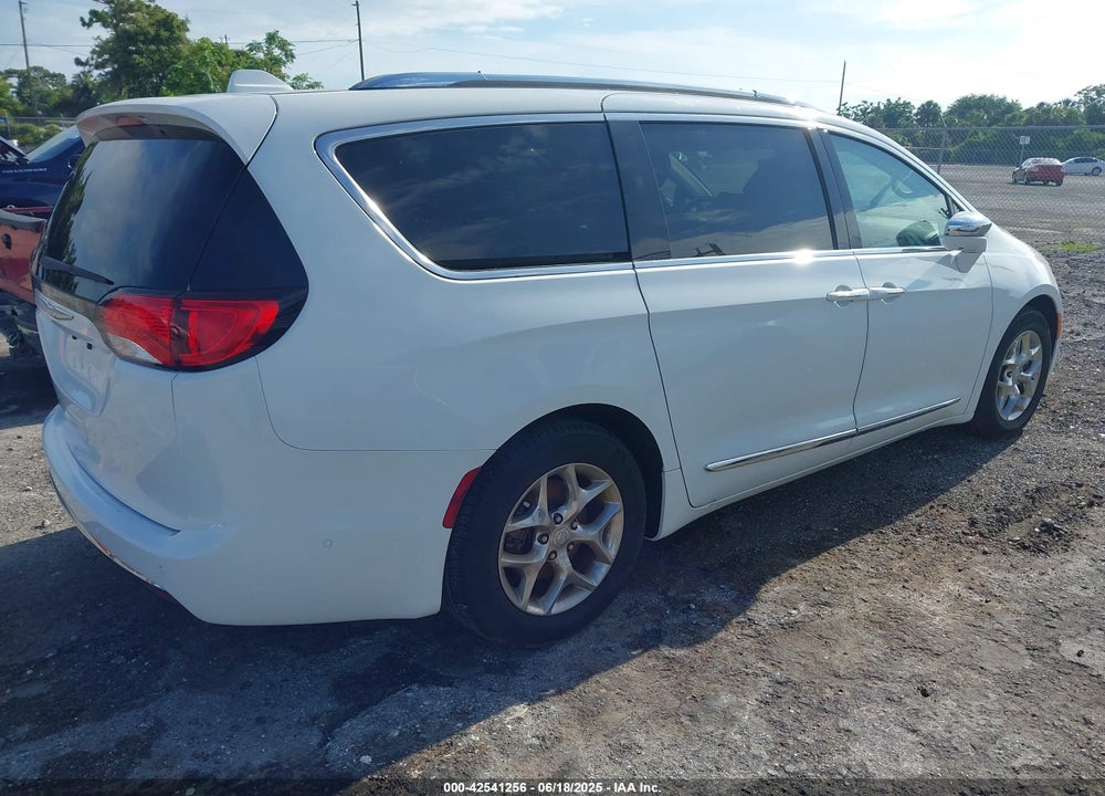 2017 CHRYSLER PACIFICA LIMITED VIN: 2C4RC1GG0HR505044