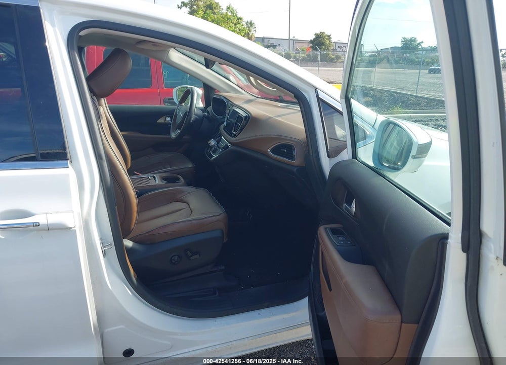 2017 CHRYSLER PACIFICA LIMITED VIN: 2C4RC1GG0HR505044