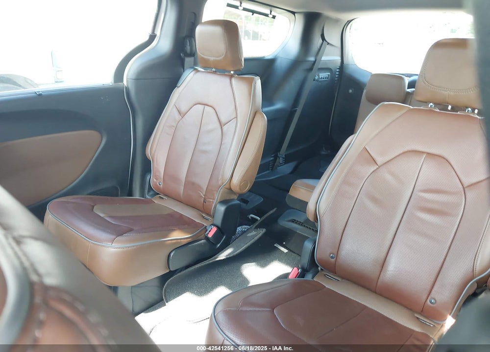 2017 CHRYSLER PACIFICA LIMITED VIN: 2C4RC1GG0HR505044