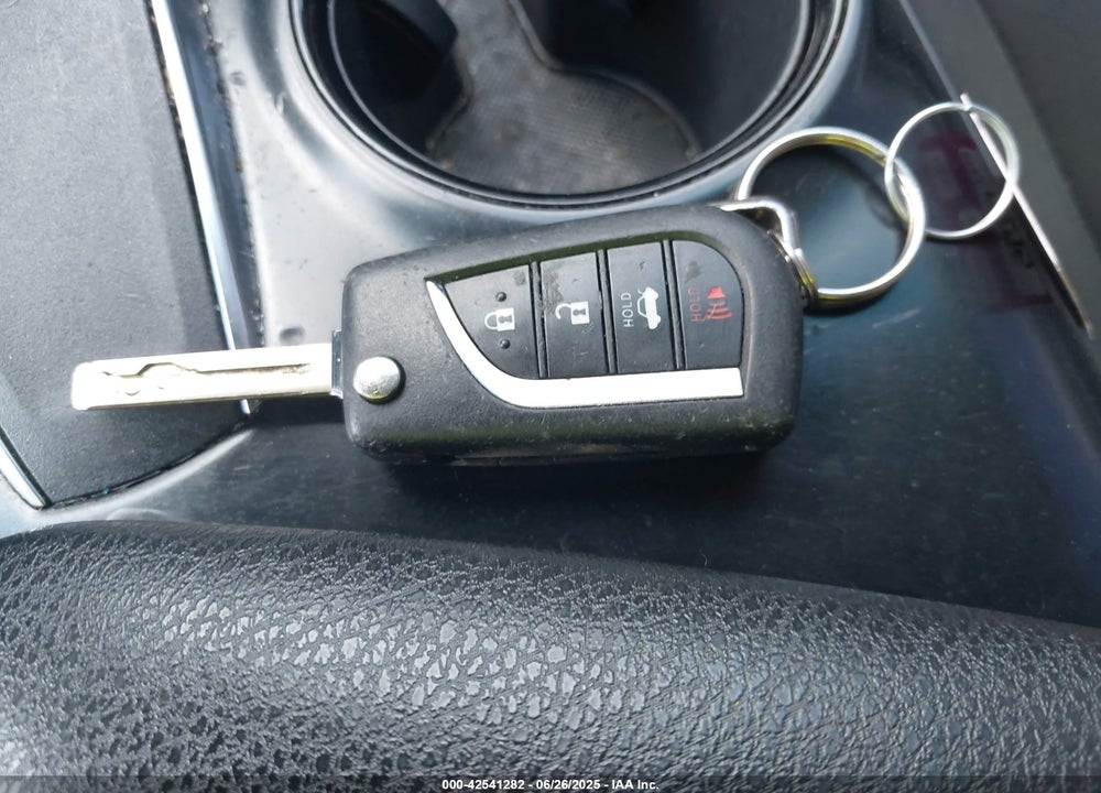 2020 TOYOTA CAMRY VIN: 4T1C11AK8LU907636