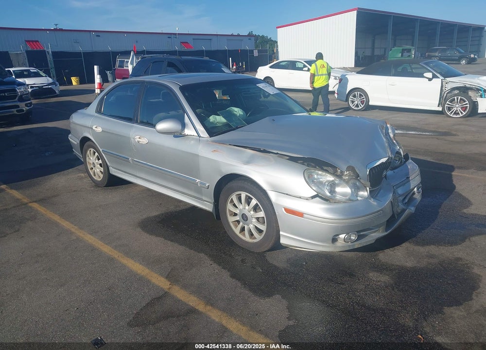 2005 HYUNDAI SONATA GLS/LX VIN: KMHWF35H85A107660
