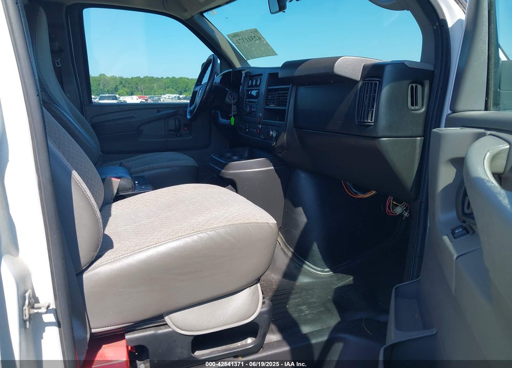 2015 CHEVROLET EXPRESS 2500 WORK VAN VIN: 1GCWGFCF4F1157834