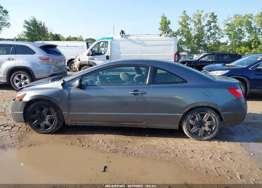 2011 HONDA CIVIC VIN: 2HGFG1B6XBH503323