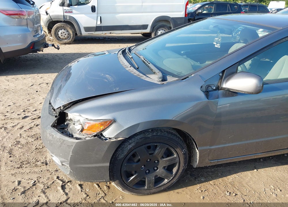 2011 HONDA CIVIC VIN: 2HGFG1B6XBH503323