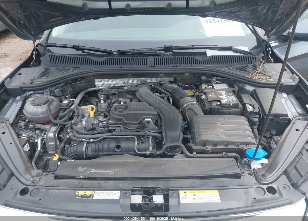 2024 VOLKSWAGEN JETTA VIN: 3VW5M7BU0RM081060