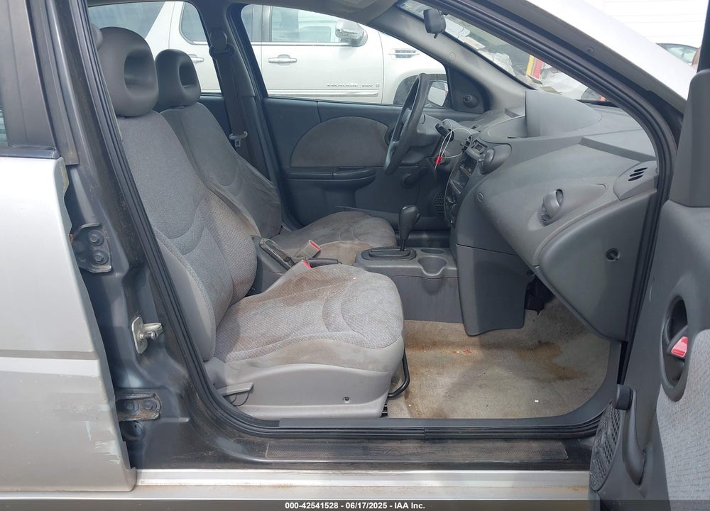 2005 SATURN ION 1 VIN: 1G8AG52F85Z132970