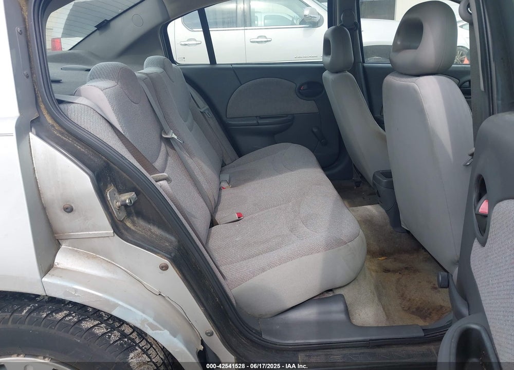 2005 SATURN ION 1 VIN: 1G8AG52F85Z132970