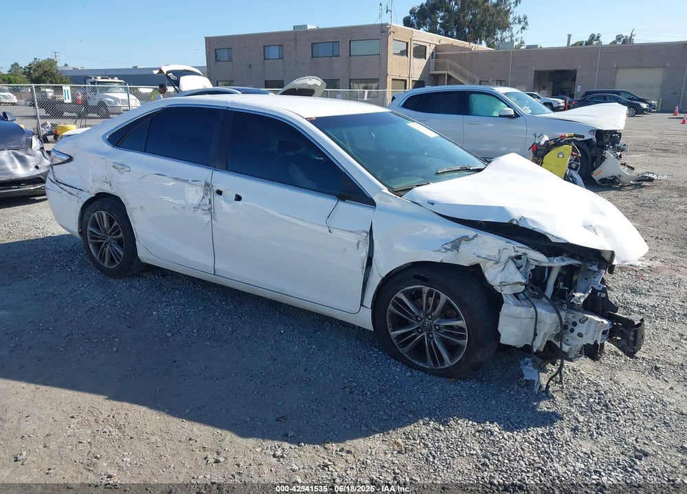 2017 TOYOTA CAMRY SE VIN: 4T1BF1FK1HU395666