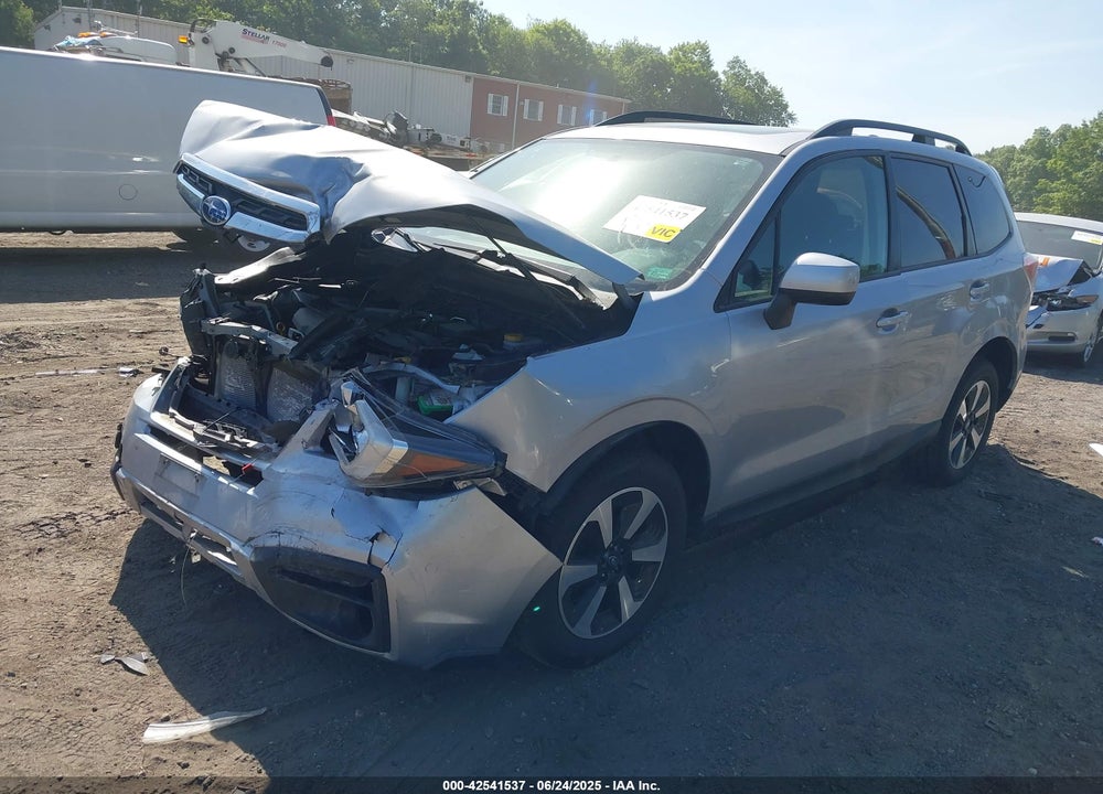 2017 SUBARU FORESTER VIN: JF2SJAEC1HH507602