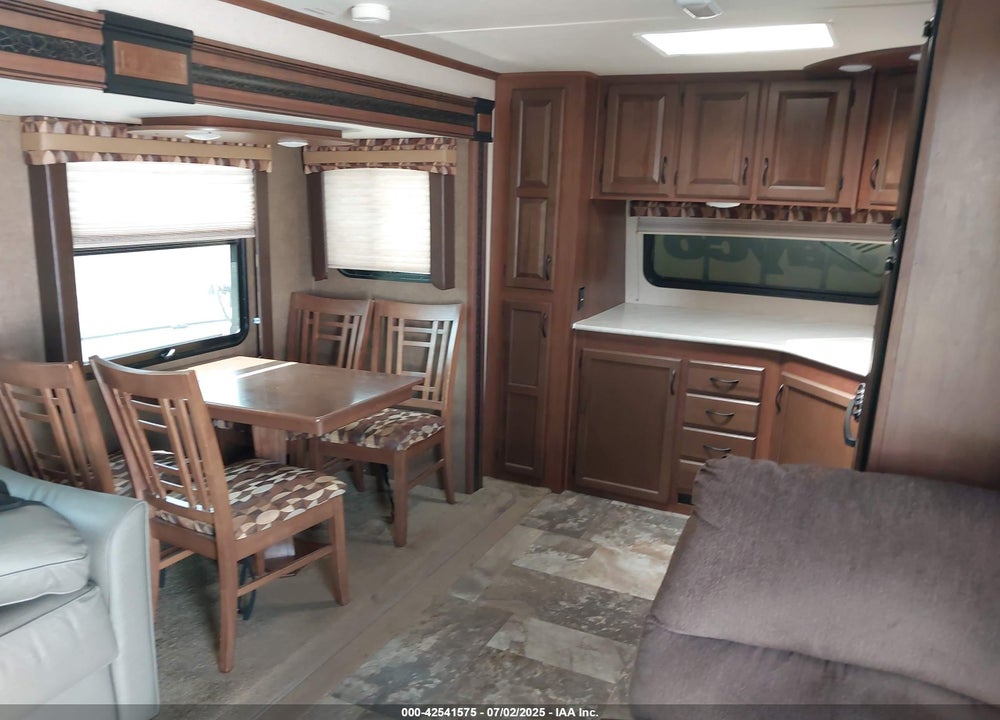 2015 OTHER JAYCO VIN: 1UJBJ0BT5F1TX0179