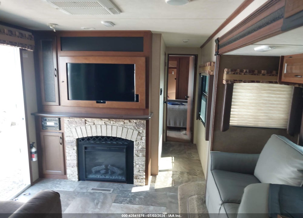 2015 OTHER JAYCO VIN: 1UJBJ0BT5F1TX0179