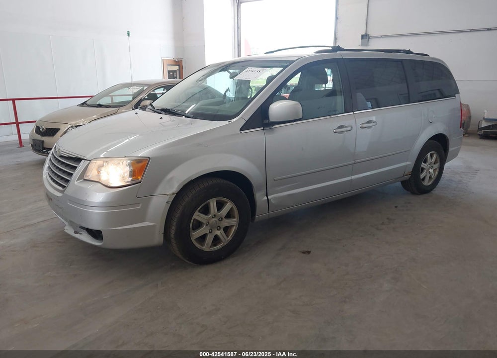 2008 CHRYSLER TOWN & COUNTRY TOURING VIN: 2A8HR54P68R767973