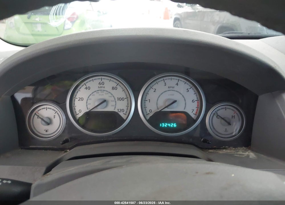 2008 CHRYSLER TOWN & COUNTRY TOURING VIN: 2A8HR54P68R767973