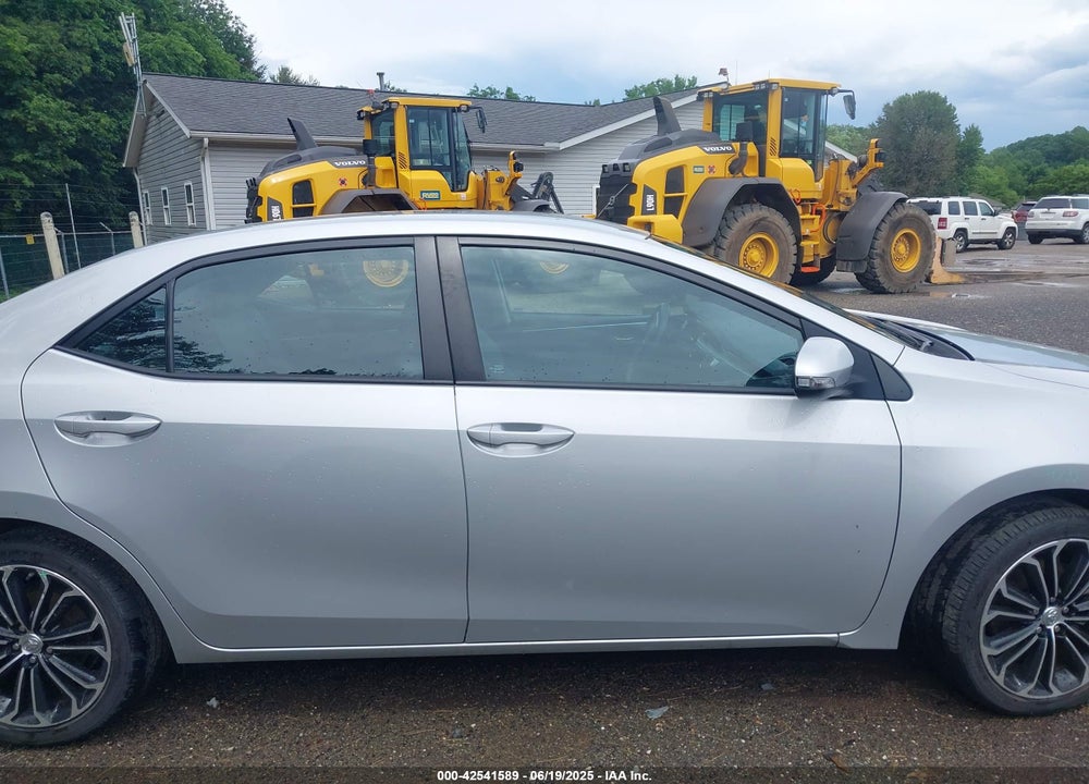 2016 TOYOTA COROLLA VIN: 5YFBURHE2GP540001