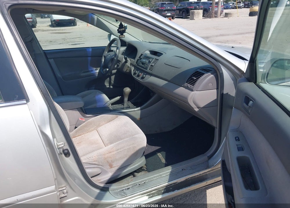 2003 TOYOTA CAMRY LE VIN: 4T1BE32K03U767995