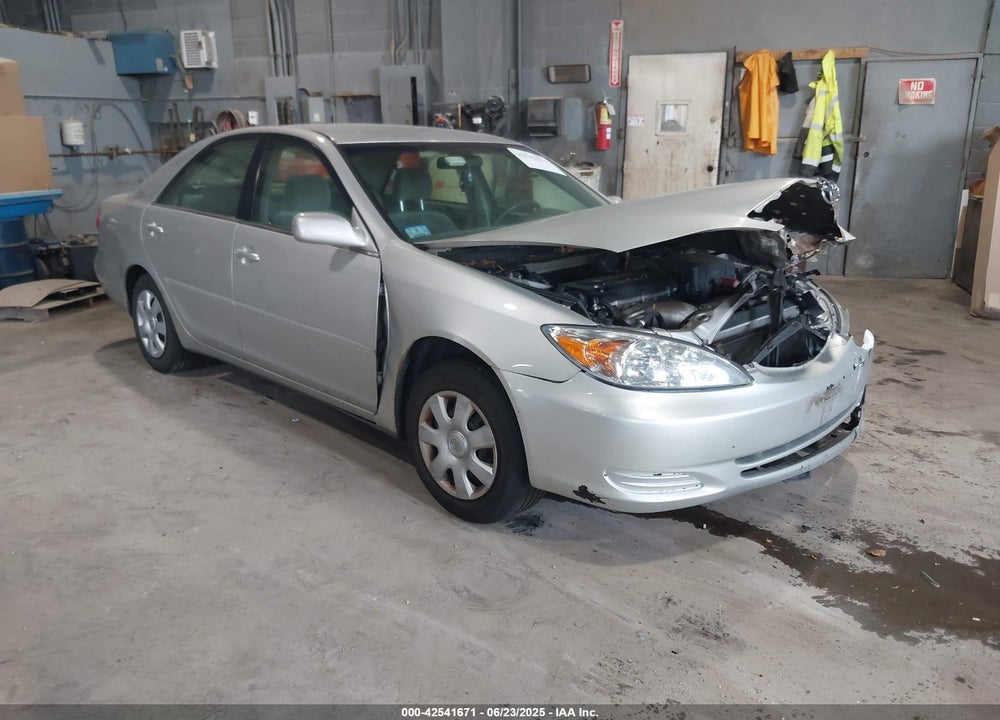 2003 TOYOTA CAMRY LE VIN: 4T1BE32K03U767995
