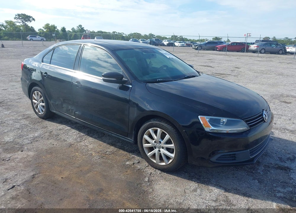 2014 VOLKSWAGEN JETTA 1.8T SE VIN: 3VWD07AJ6EM413088