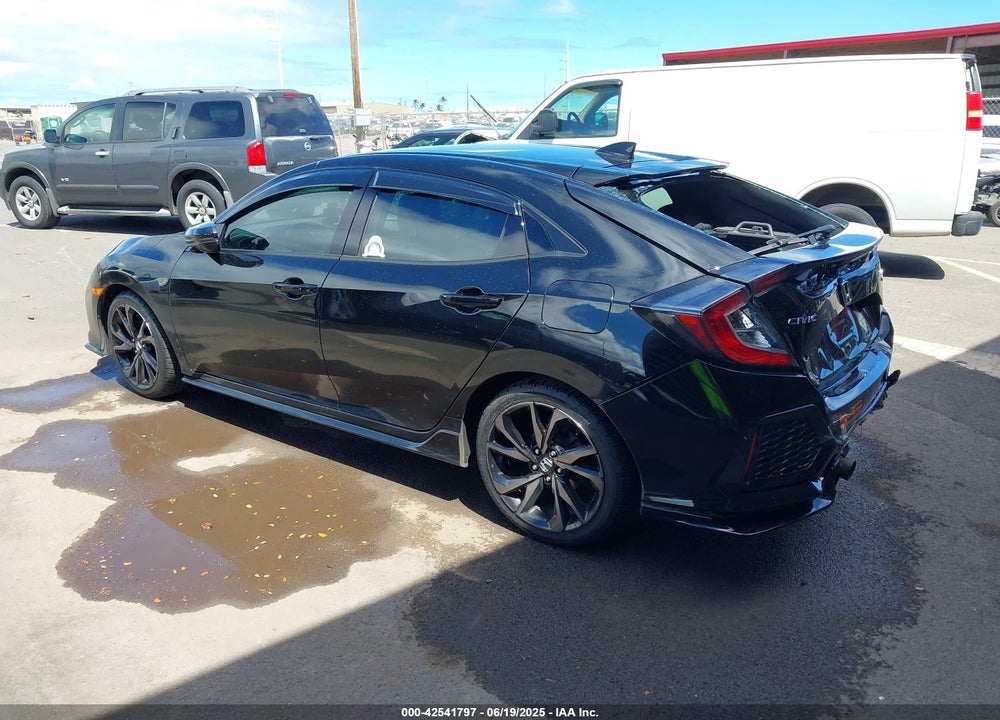 2017 HONDA CIVIC VIN: SHHFK7H96HU217368