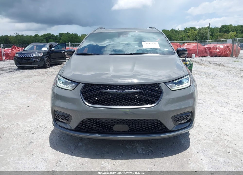2025 CHRYSLER PACIFICA LIMITED VIN: 2C4RC1GG0SR518187