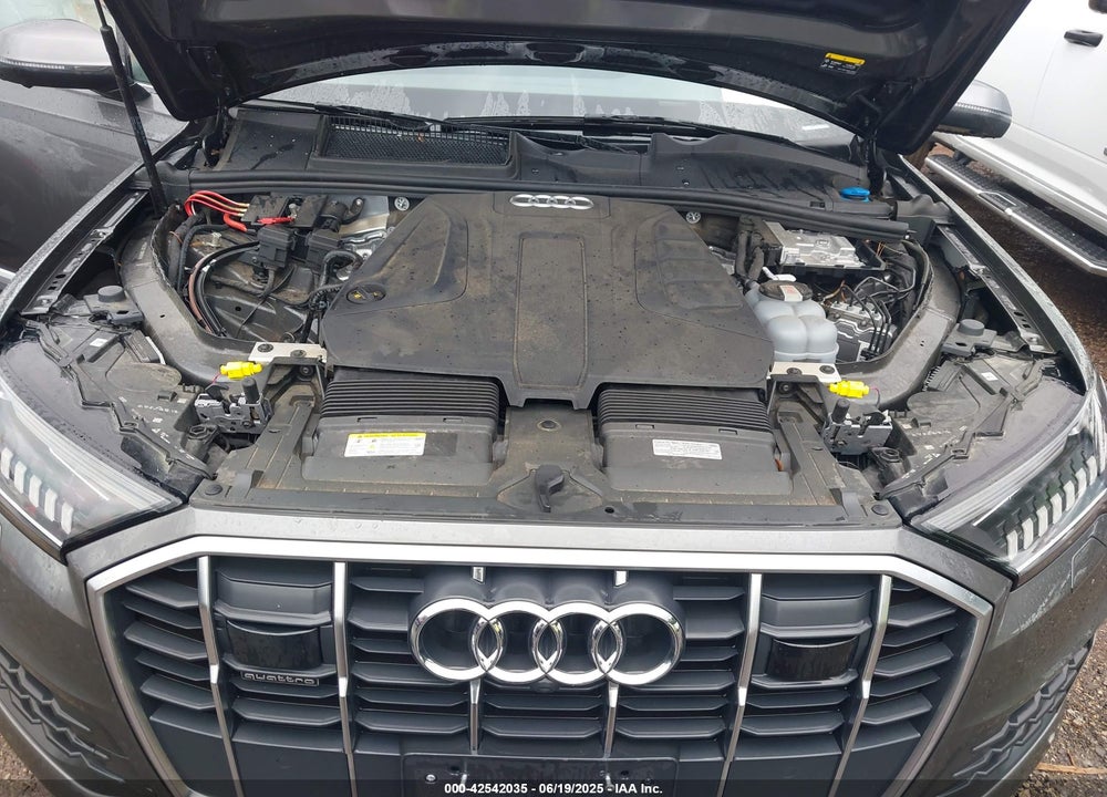 2024 AUDI Q7 PREMIUM PLUS 45 TFSI QUATTRO TIPTRONIC VIN: WA1LCBF72RD005639