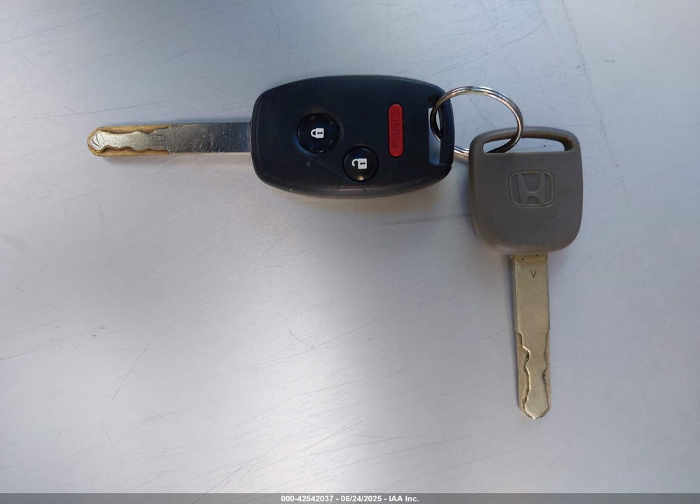 2007 HONDA PILOT EX-L VIN: 5FNYF18707B002867
