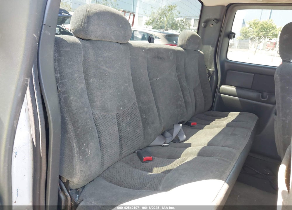 2003 CHEVROLET SILVERADO 1500 LS VIN: 1GCEC19V73E201886