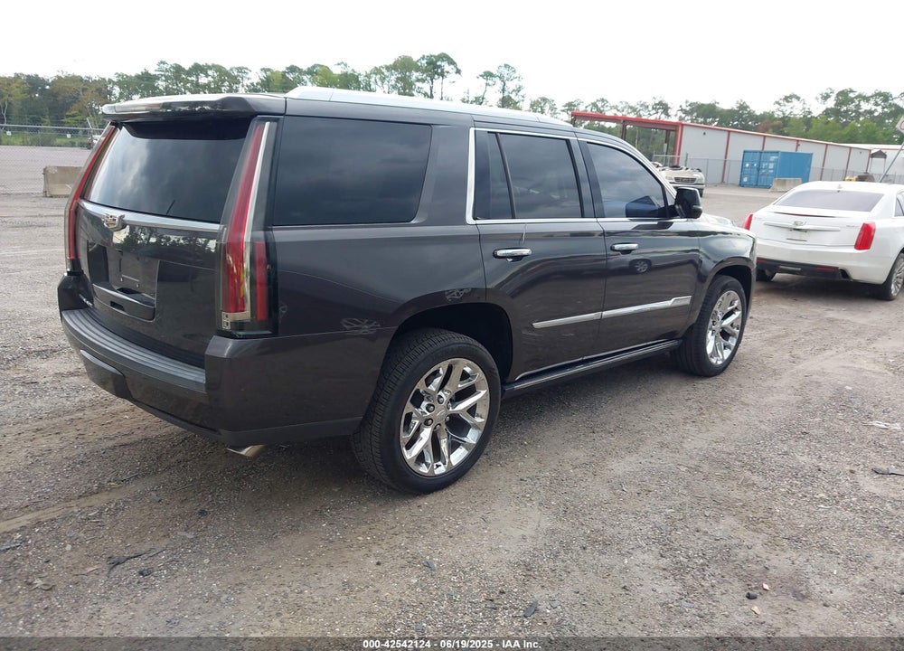 2016 CADILLAC ESCALADE VIN: 1GYS4CKJ7GR260450